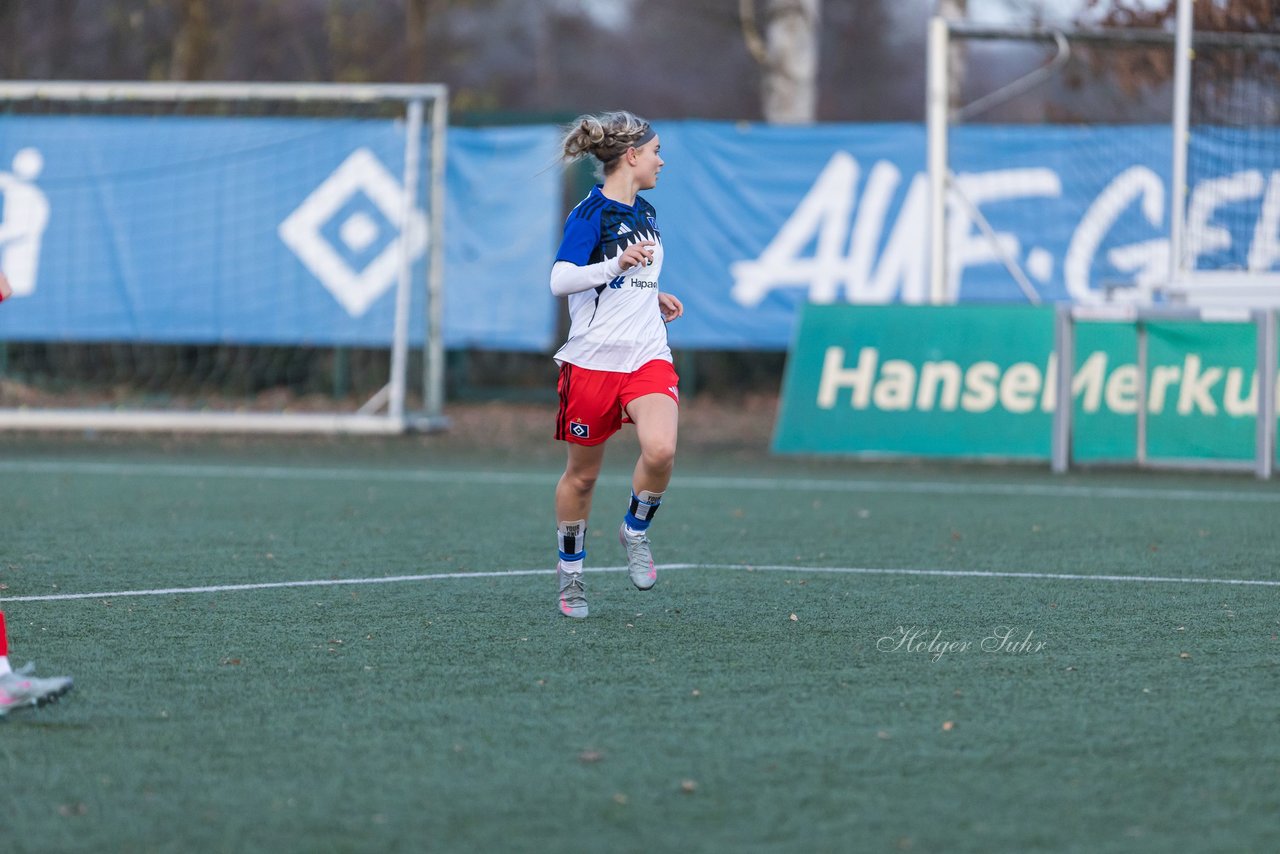 Bild 410 - wBJ Hamburger SV - Holstein Kiel : Ergebnis: 8:0